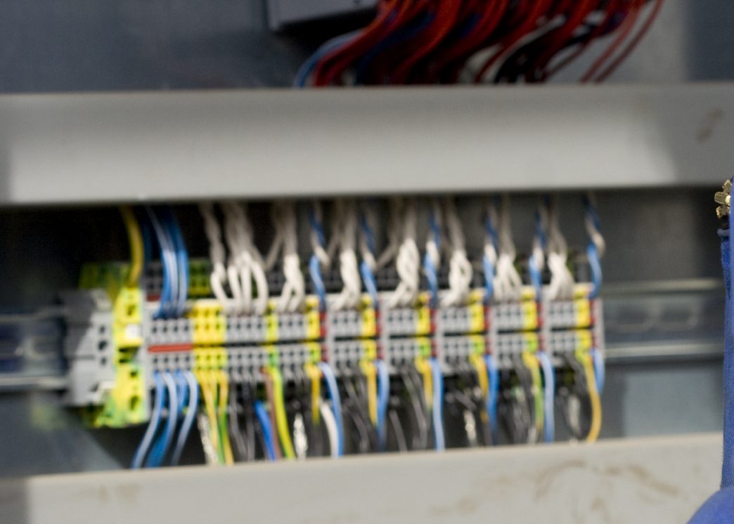 Habilitation Électrique Bretagne Formation aux risques électriques et habilitations électriques en entreprise